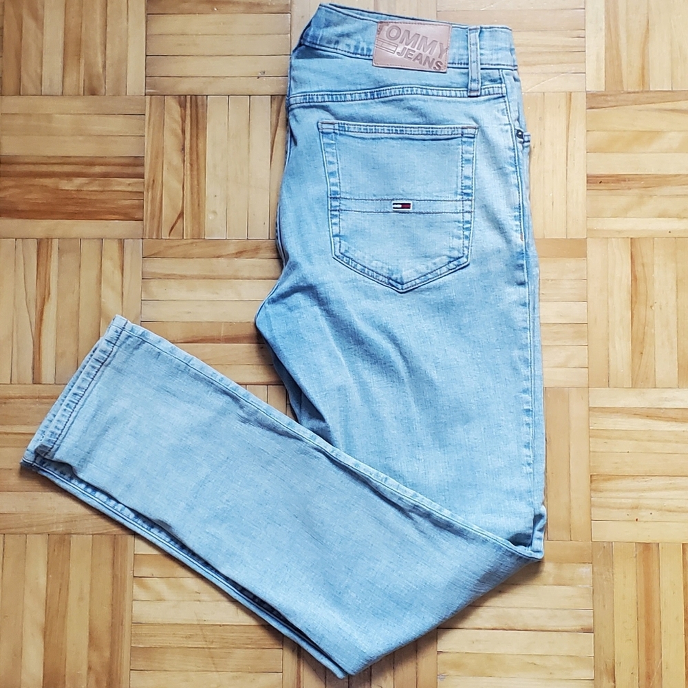 Slim Tommy Hilfiger light wash jeans 31/32
